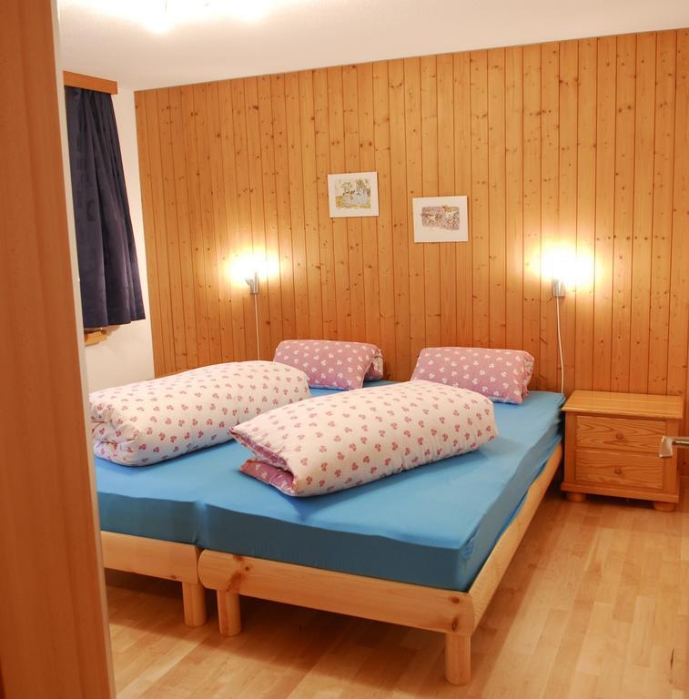 Ferienwohnung Tgesa Parde Sedrun Zimmer foto